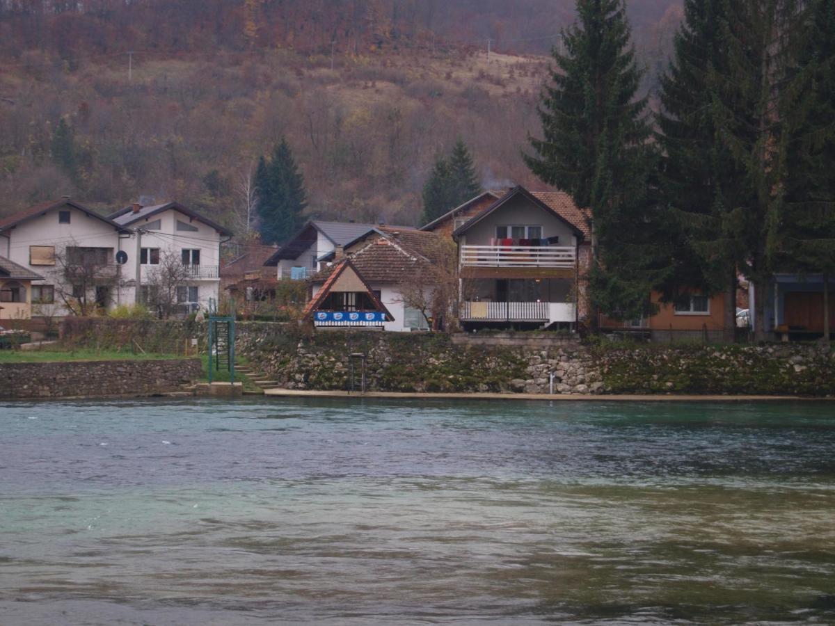 Appartamento Alfa Kulen Vakuf Esterno foto